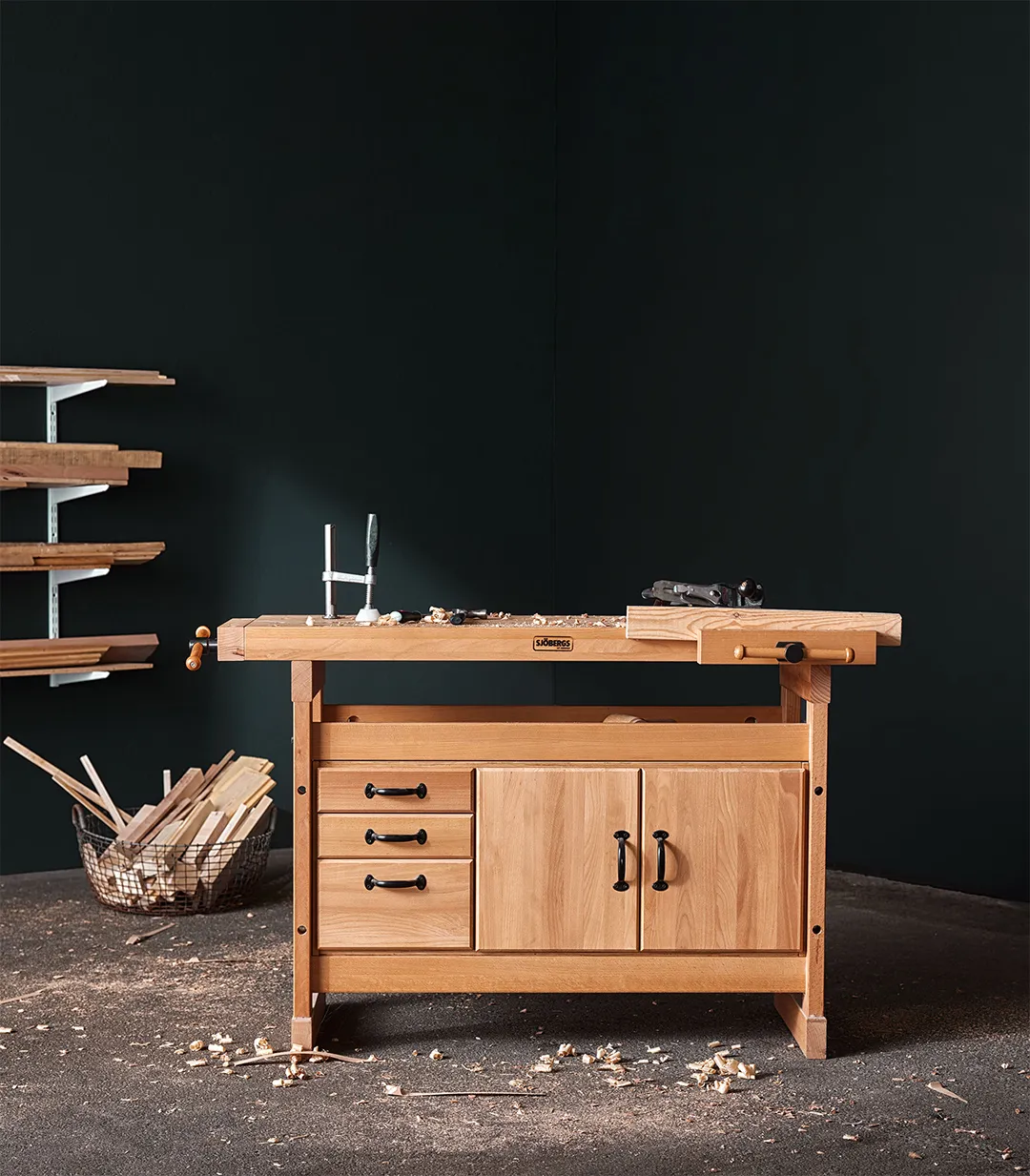 En arbetsbänk från sjöbergs